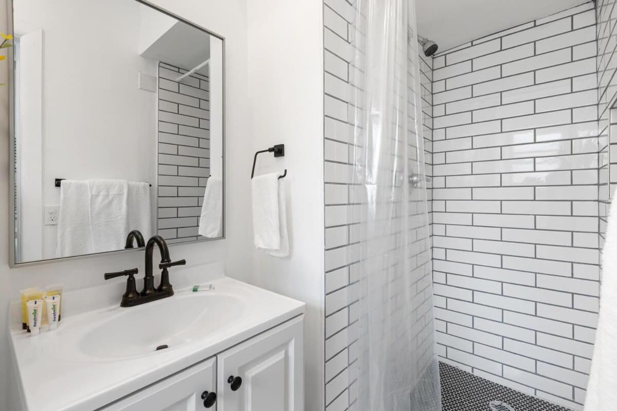 פורט לודרדייל Charming 2 Bedroom Apartment In Victoria Park מראה חיצוני תמונה